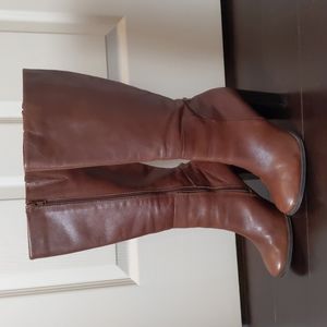 Brown Leather Zip-up boots